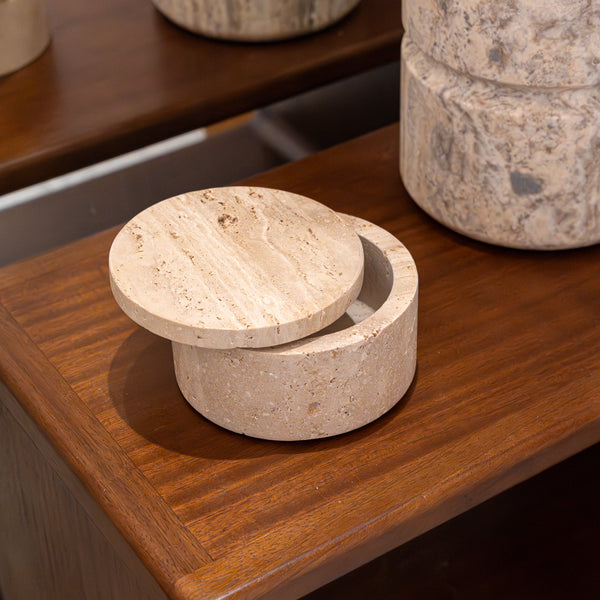Beige Travertin „Halo“ Keepsake Object