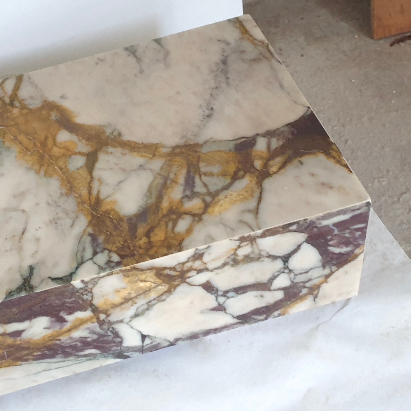 Stoned, not wasted: Couchtisch 'SOHO Grand' #1