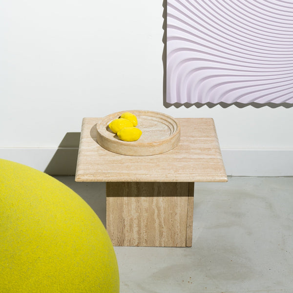 Stoned, not wasted: Travertin-Objekt „Amphi“