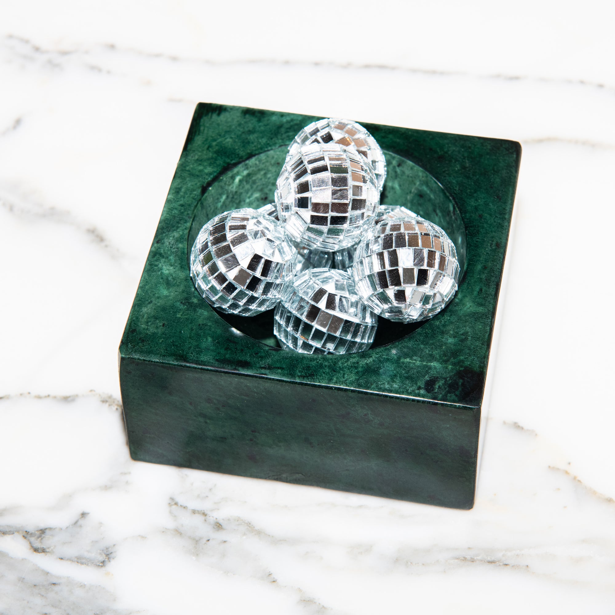 Stoned, not wasted: Grüne Marmorblockschale